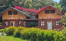 Finca Maracuba Cabañas Limón, Manzana y Níspero